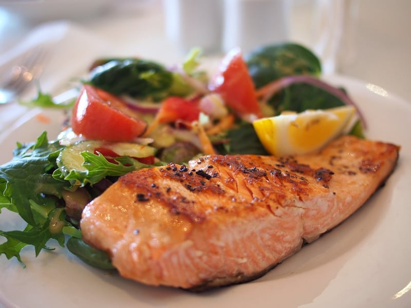 Baked Salmon with Asparagus